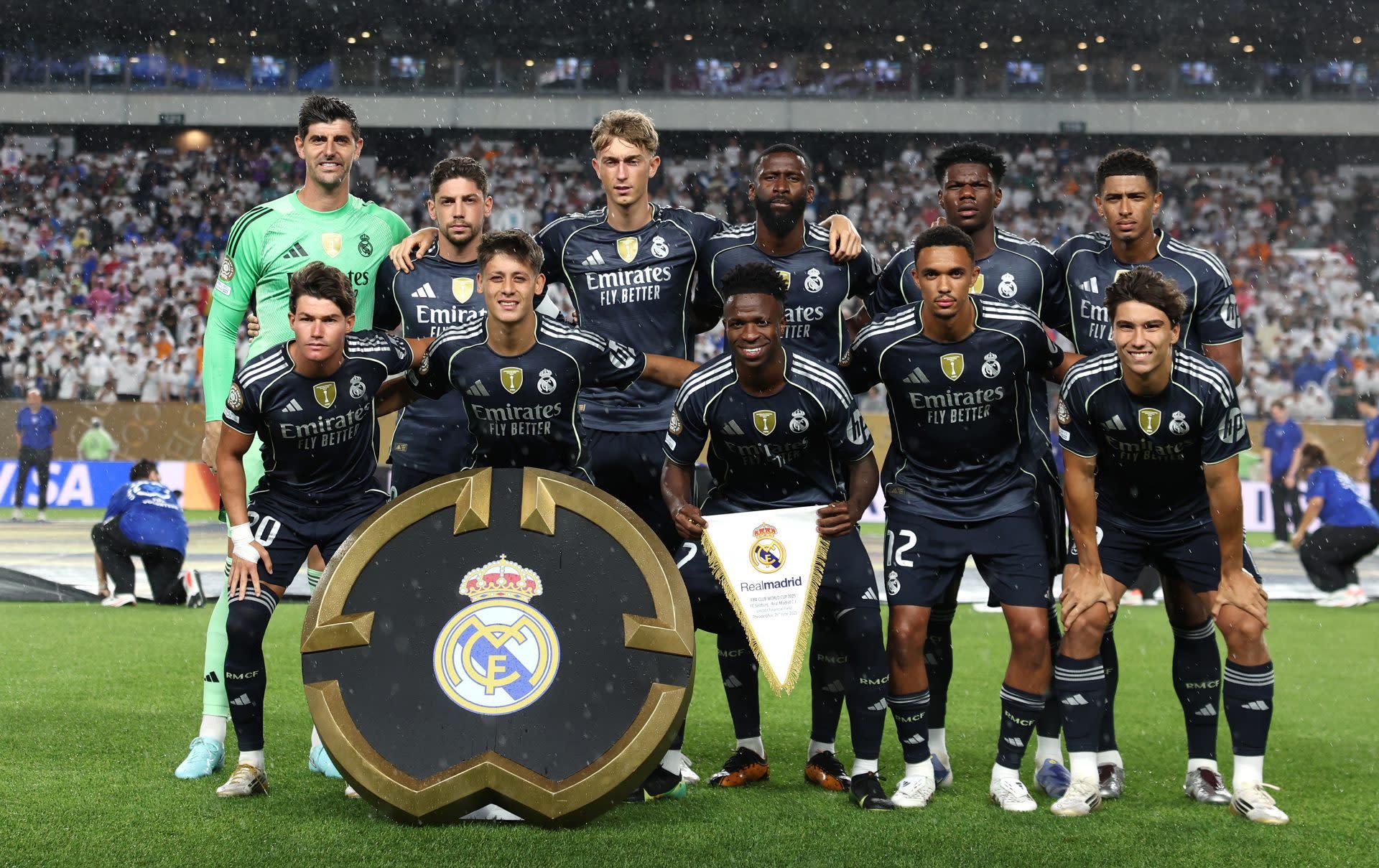 Real Madrid bất bình với FIFA vì sắp xếp di chuyển sau trận gặp RB Salzburg