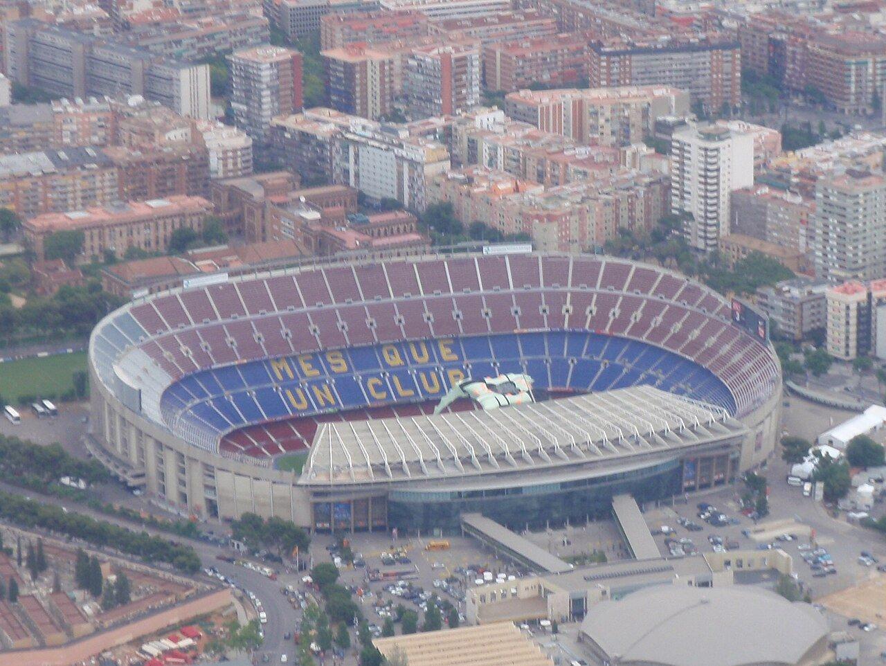 Camp Nou vượt Wembley đăng cai chung kết Champions League 2029