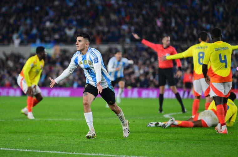 Atletico Madrid liên hệ với mục tiêu của Benfica - Thiago Almada