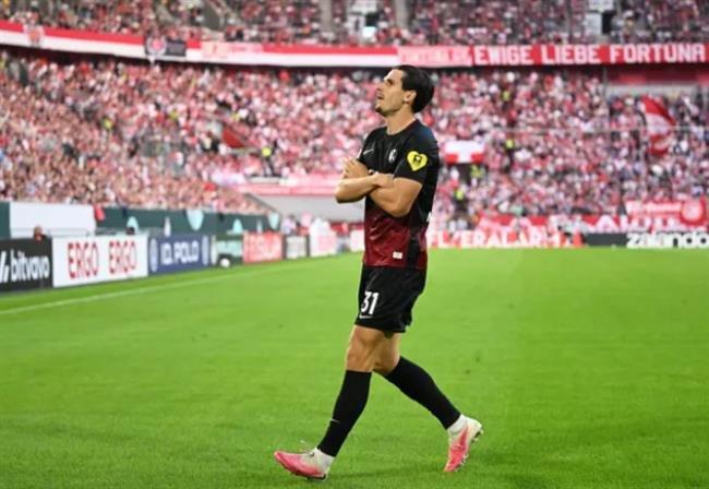 Ngoại hạng Anh đại chiến vì tiền đạo Igor Matanovic