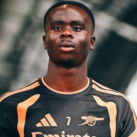 Cục diện Ngoại hạng Anh trước vòng 9: Man City và Arsenal đua song mã
