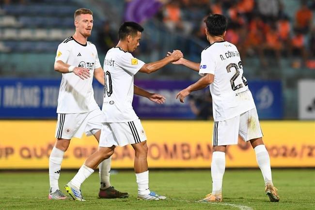 Hà Nội FC Kích Hoạt Bom Tấn World Cup Kevin Felida Để Giải Cứu Mùa Giải