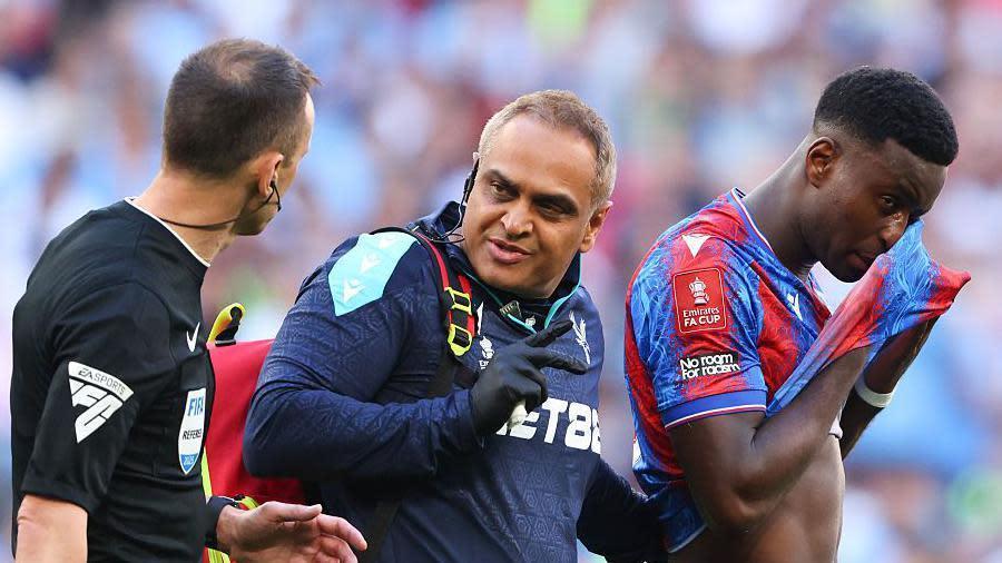 Man Utd sắp bổ nhiệm bác sĩ của Crystal Palace