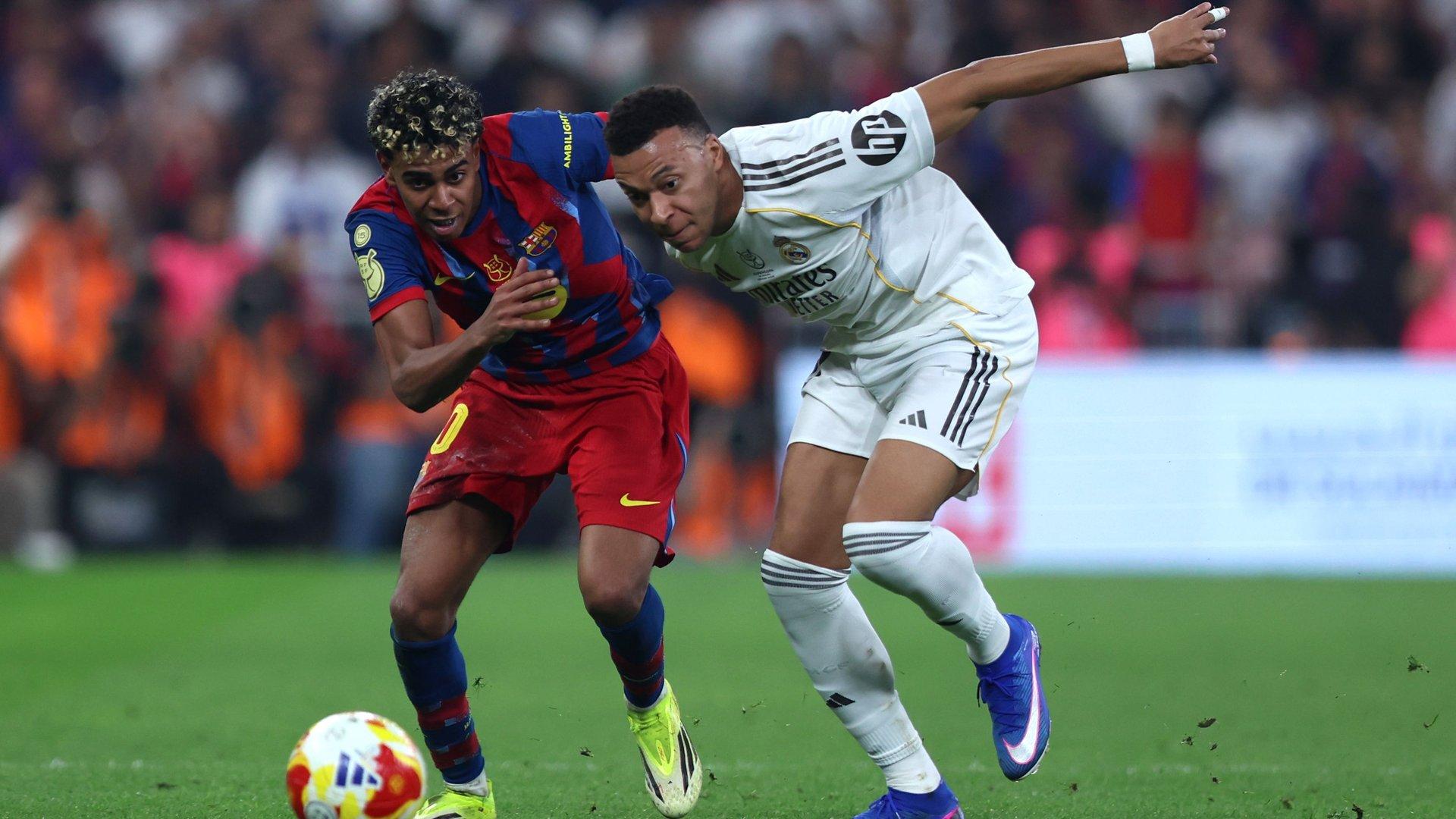 Tranh cãi nảy lửa về trọng tài bắt chính trận El Clasico