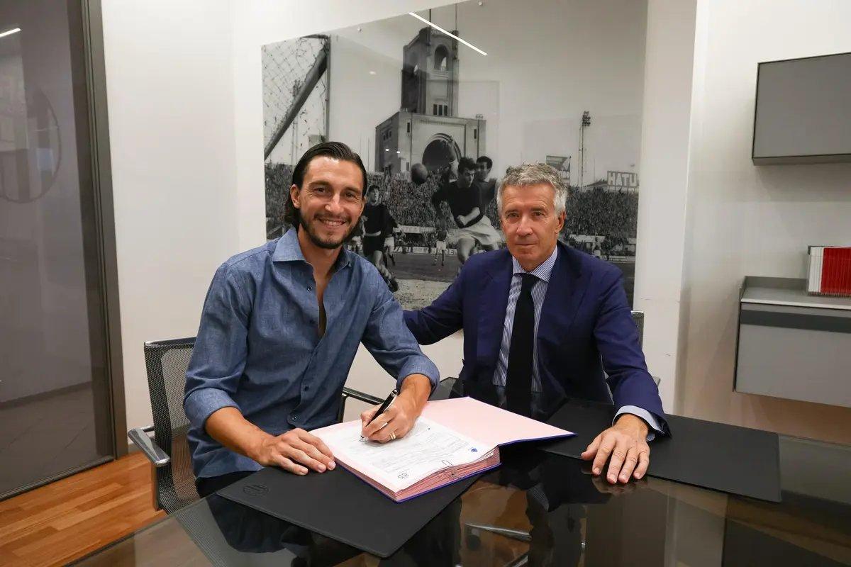Bologna ký khẩn cấp Matteo Darmian theo dạng tự do