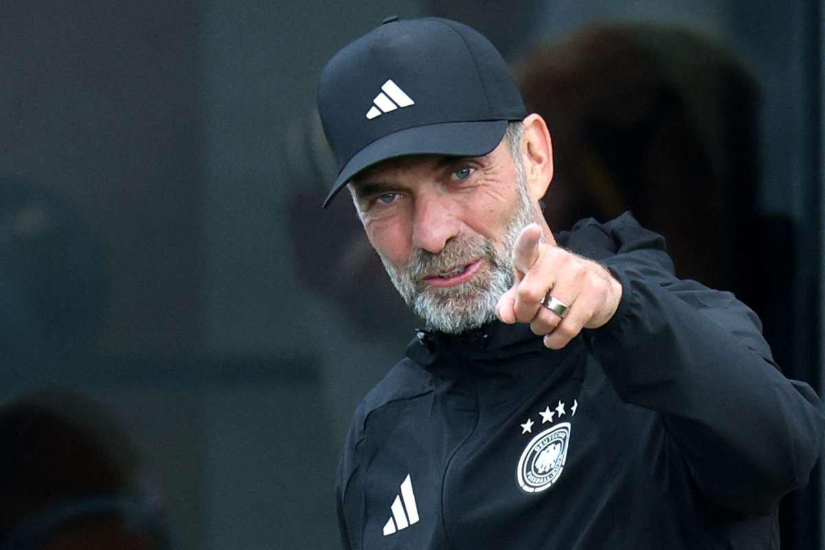Kỷ luật thép của Klopp và màn đấu trí lịch sử với Xavi