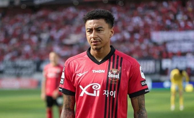 Cựu sao Man United tận hưởng cuộc sống xa hoa như ‘ông hoàng’ trên đất Hàn