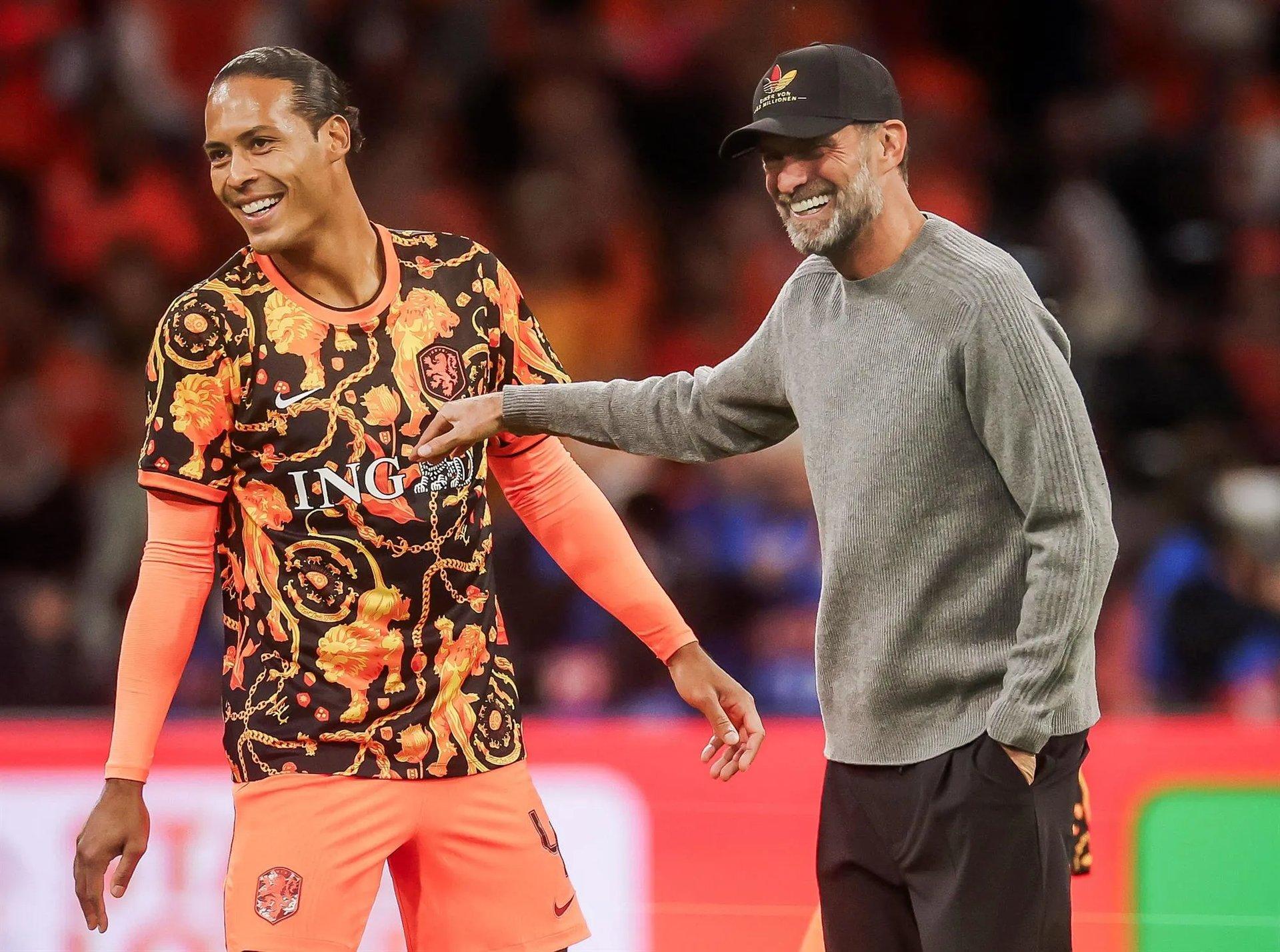 Màn ra mắt đầy toan tính của Jurgen Klopp và Xavi