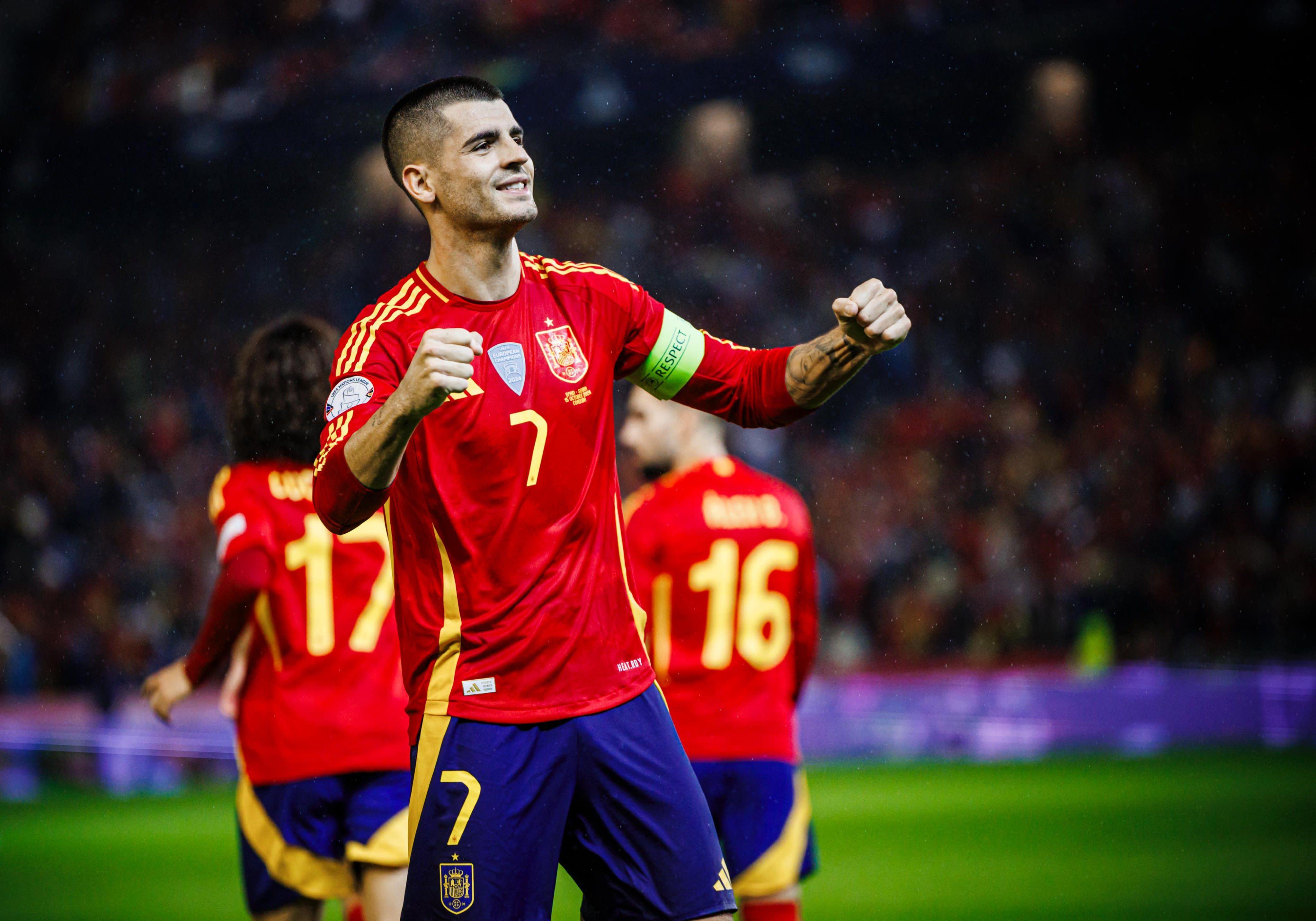 HLV Tây Ban Nha ủng hộ Alvaro Morata trước thắc mắc về đội trưởng