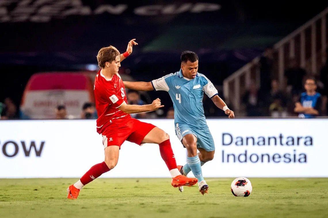 Indonesia và Malaysia phô diễn sức mạnh tại bảng A