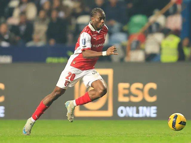 PSG chi 3,3 triệu Euro mua quyền ưu tiên Mario Dorgeles