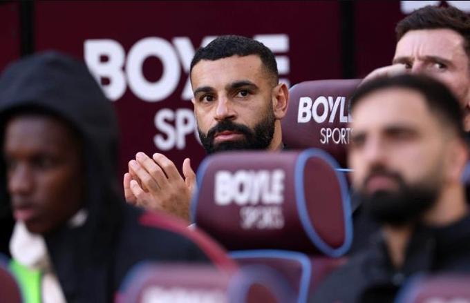 Salah tiếp tục bị đẩy lên ghế dự bị, tín hiệu rõ ràng cho cuộc chia tay Liverpool ngay tháng 1