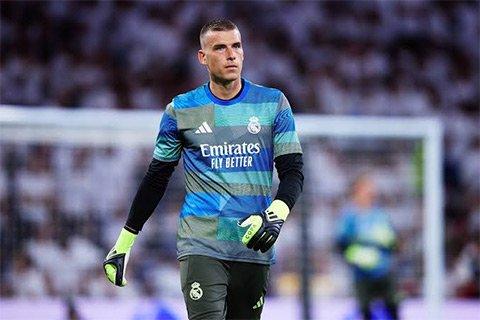 Cơ hội lịch sử cho Andriy Lunin