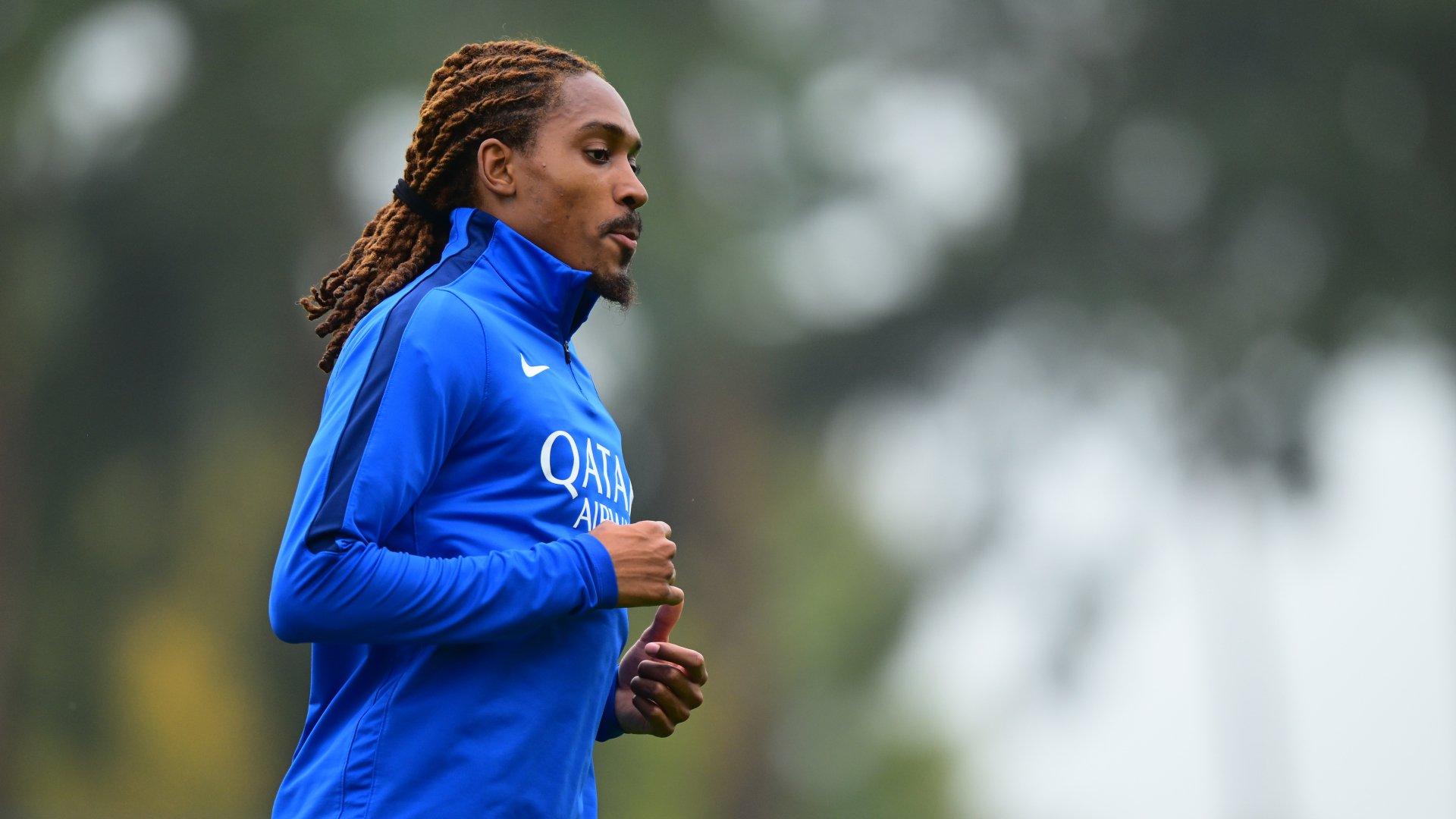 Tân binh 35 triệu euro Djed Spence sẵn sàng ra mắt Inter Milan