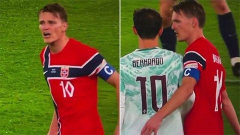 Odegaard nổi giận lôi đình sau pha triệt hạ của Bernardo Silva