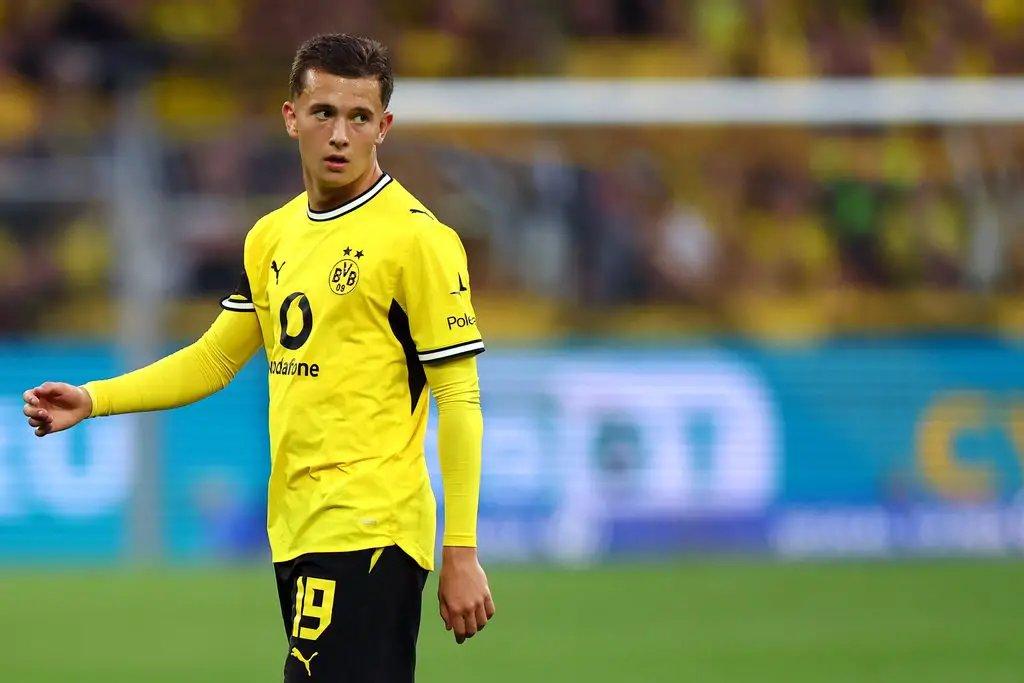 Como mua đứt Yan Couto: Dortmund bỏ túi 22 triệu euro