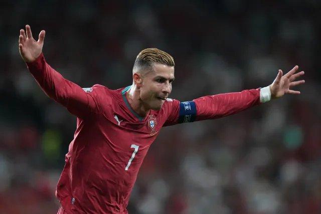 Nỗi tiếc nuối mang tên Ronaldo và những cột mốc lịch sử