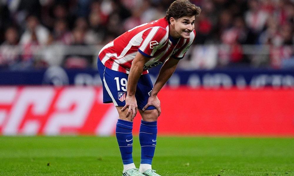 Barcelona kháng án phạt vụ 'đi đêm' trái phép với Julián Álvarez