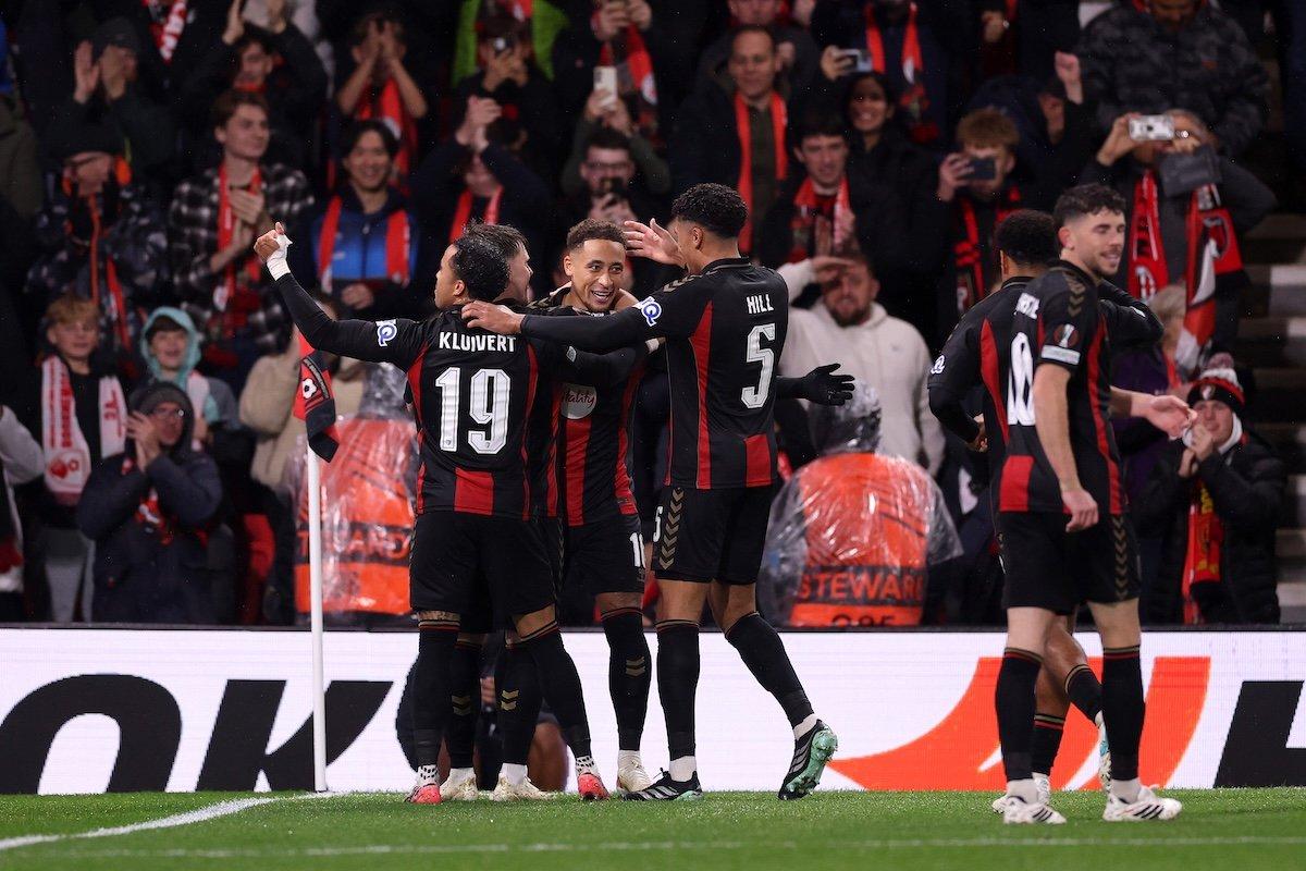 Bournemouth hủy diệt AC Milan, lập kỷ lục lịch sử