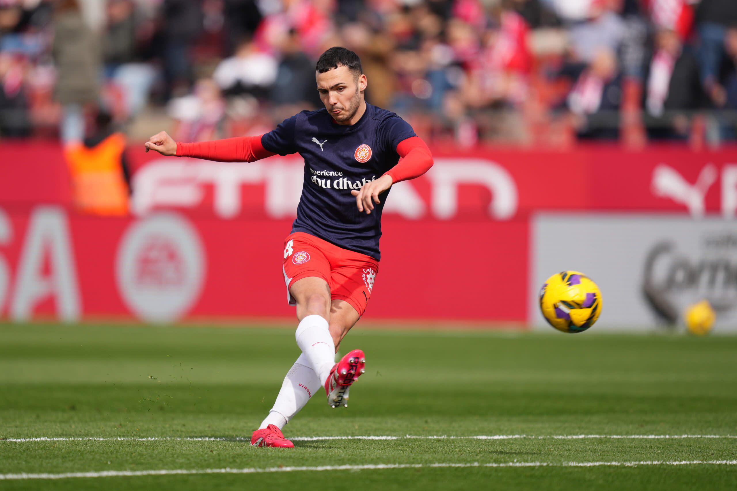 Arsenal gây sốc với đề nghị 10 triệu euro cho hậu vệ La Liga