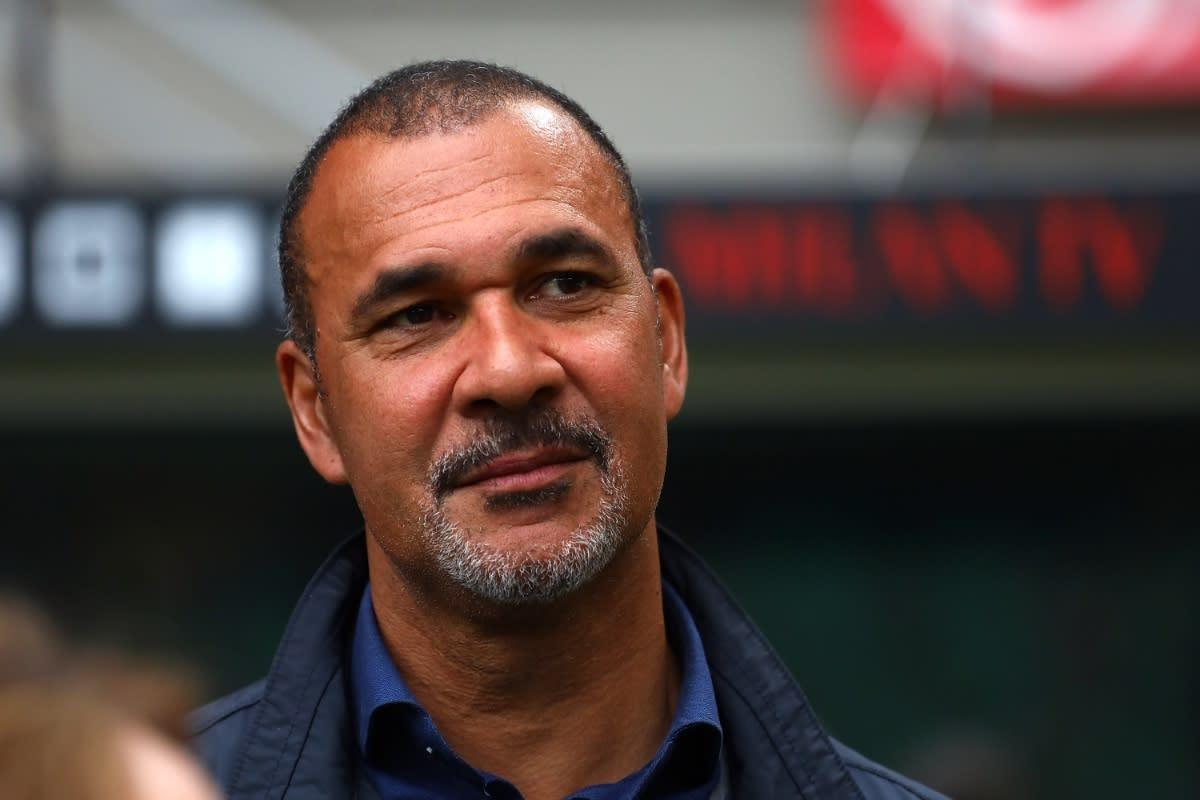 Gullit: ‘Ngày xưa các ngôi sao đổ về Milan, giờ CLB phải bán đi’