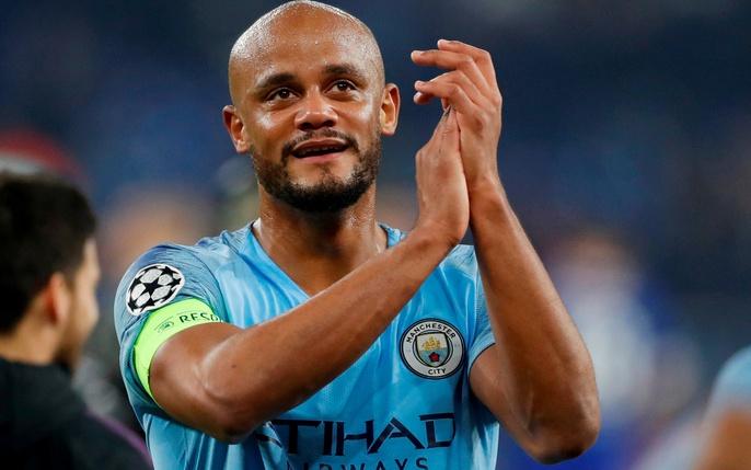 Top 5 trung vệ vĩ đại nhất Premier League: Van Dijk lép vế trước huyền thoại MU