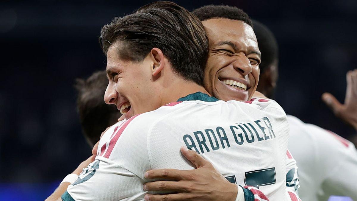 Real Madrid đè bẹp RB Leipzig 4-1 trước thềm El Clasico