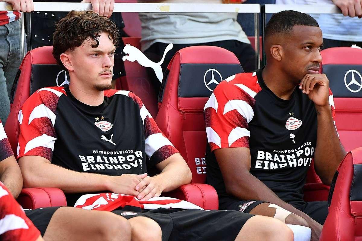 Cú sốc Alassane Plea và danh sách bệnh binh nối dài