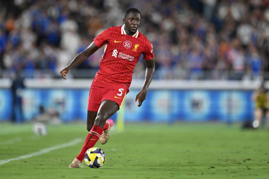 Cập Nhật Tương Lai Trung Vệ Liverpool: Chiến Lược Của Slot Nên Là Gì?