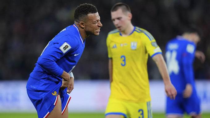 Kylian Mbappe sa sút khó hiểu: Điềm báo cho Real Madrid?