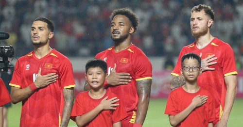 Nguyễn Xuân Son chấn thương: Nam Định và ĐT Việt Nam lo sốt vó